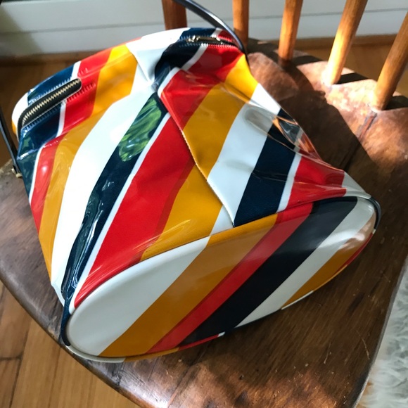 Colorful vintage vinyl zip bag w shoulder strap - Picture 3 of 13